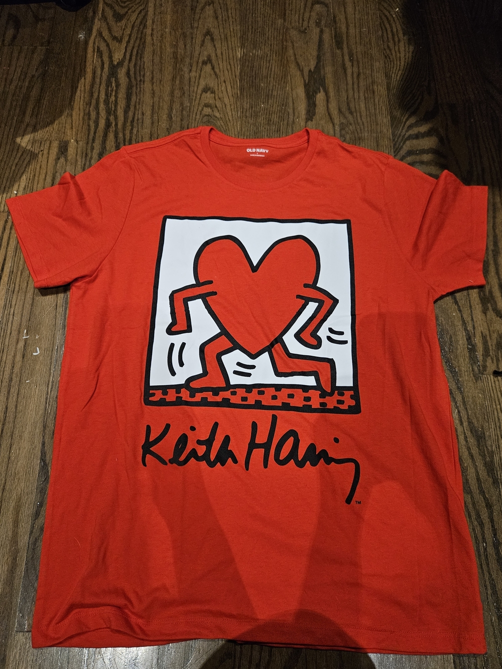 Old Navy Red Short-Sleeve Tee with Heart Graphic